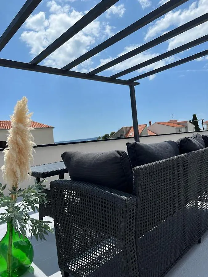 Gemini Apartments Kastela 0*,