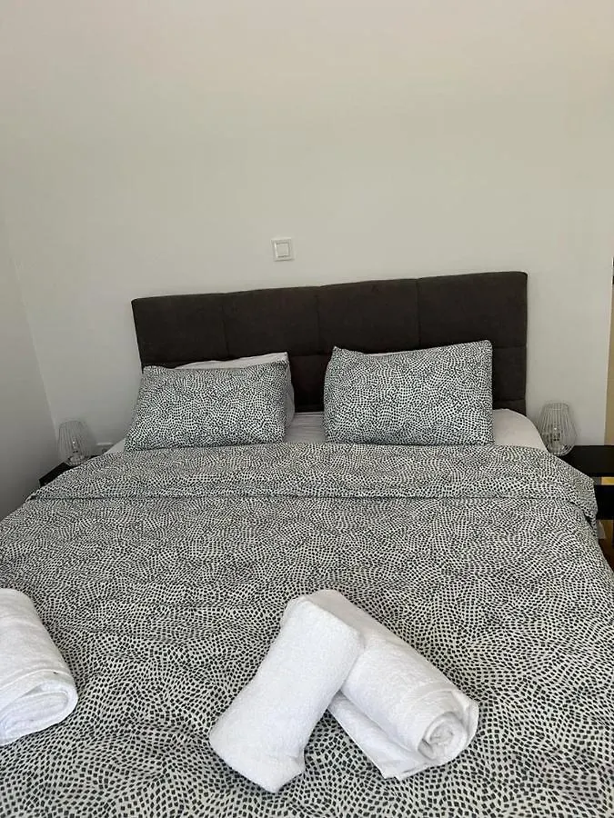 Gemini Apartments Kastela