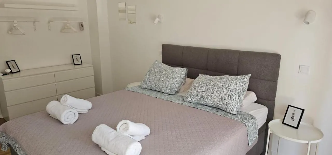 Gemini Apartments Kastela