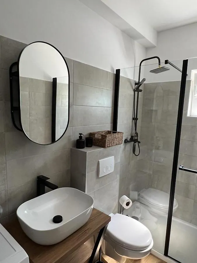 Gemini Apartments Kastela