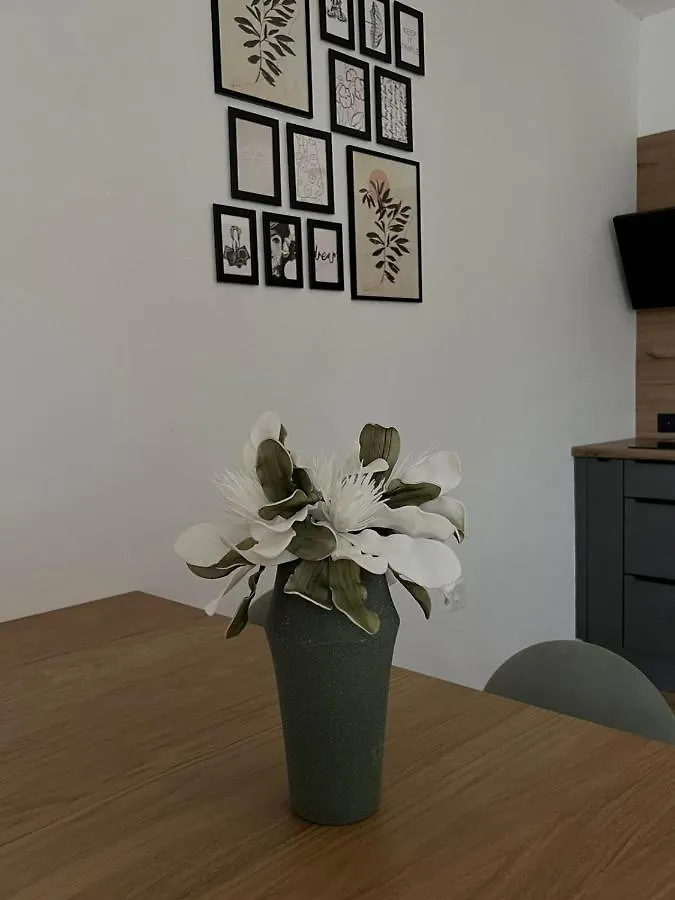 Gemini Apartments Kastela 0*,  Croatia