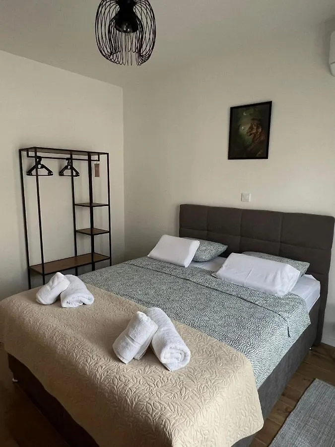 Gemini Apartments Kastela