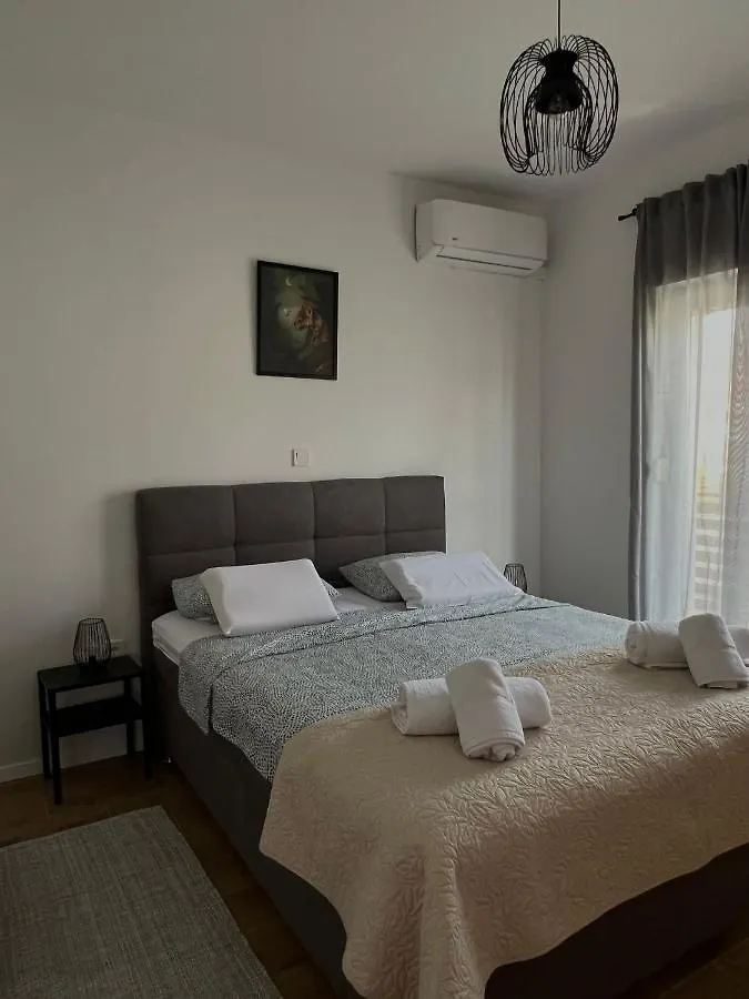 Gemini Apartments Kastela Croatia